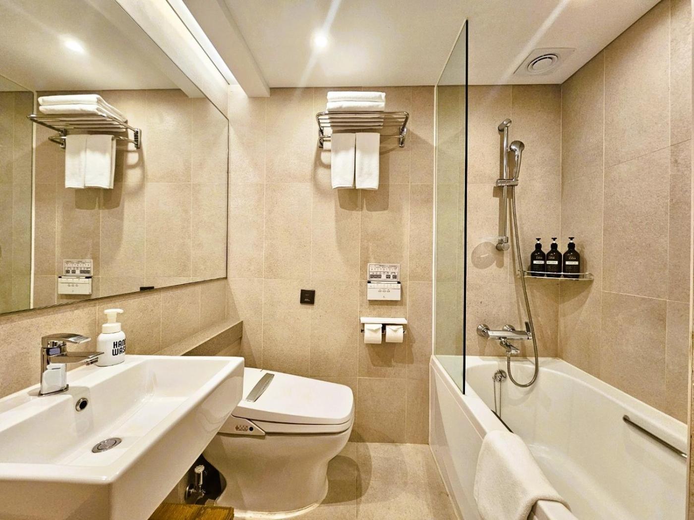 Uri& Hotel 4*
