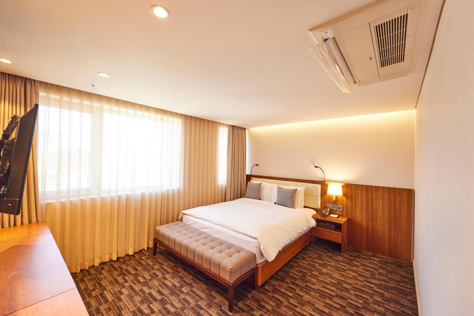 Hotel Uri& Seul